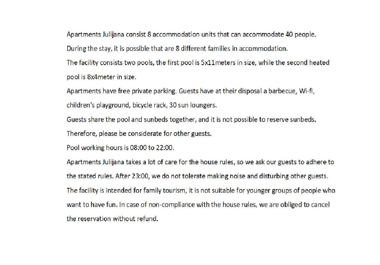 Apartments Julijana Привлака Екстер'єр фото